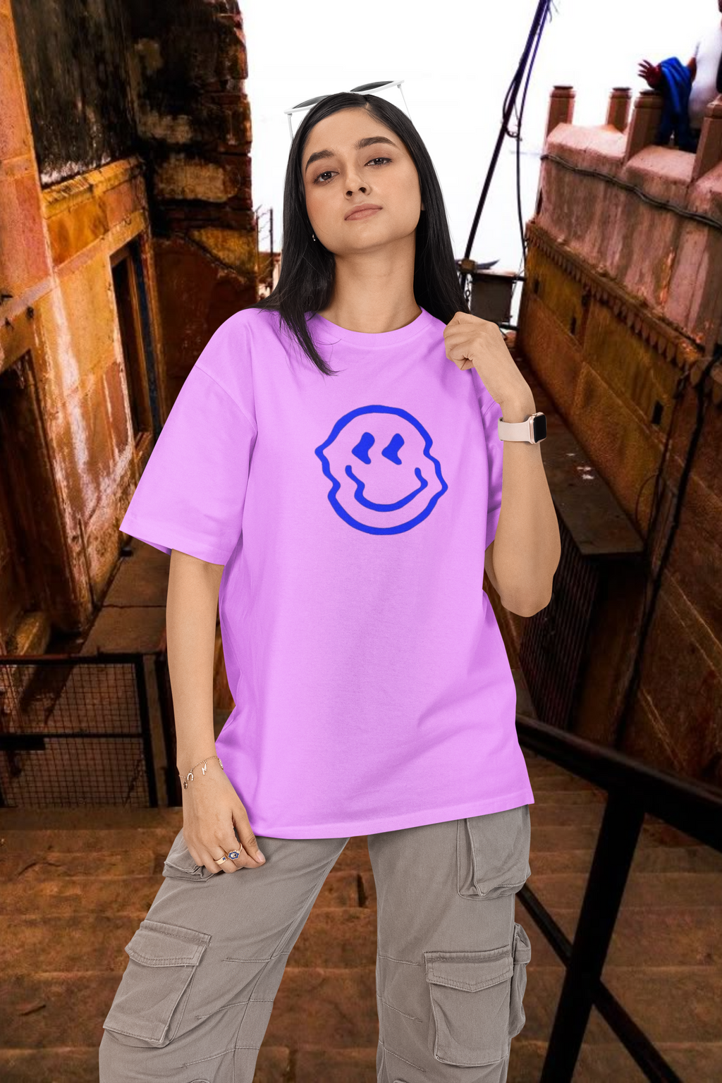 West Coast Graffiti Drip Smiley Oversized T-Shirt for Women