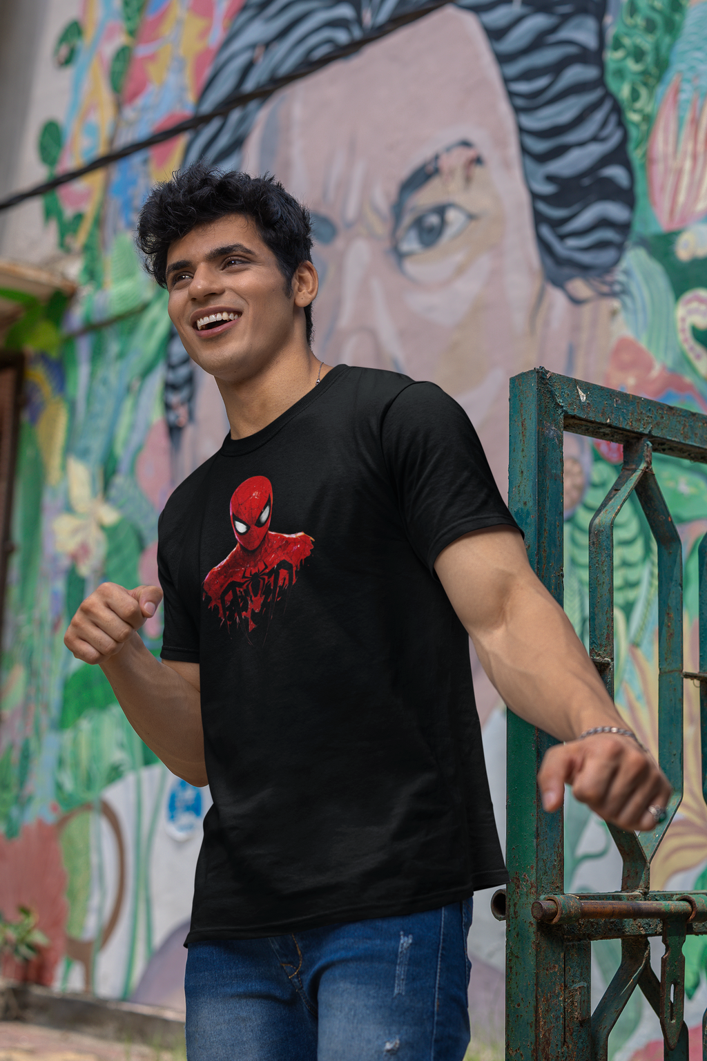 Spiderman Retro Comic Regular Fit T-Shirt for Men