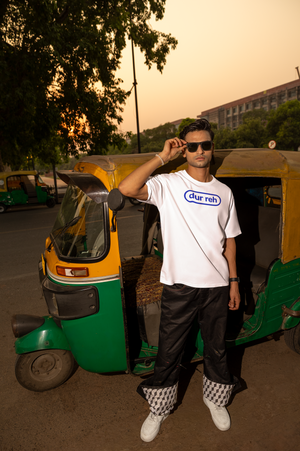 dur reh t-shirt, oversized unisex t-shirt, oversized t-shirt men and women, minimalist graphic t-shirt, streetwear oversized tee, white oversized t-shirt, off white oversized t-shirt, 240 gsm cotton t-shirt, premium oversized tee, pixalflux