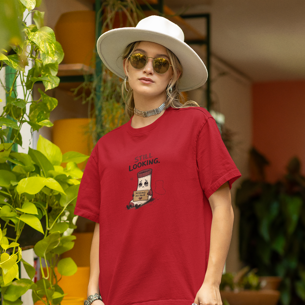 Still Looking – Missing My Pair Oversized Graphic T-Shirt for Women
